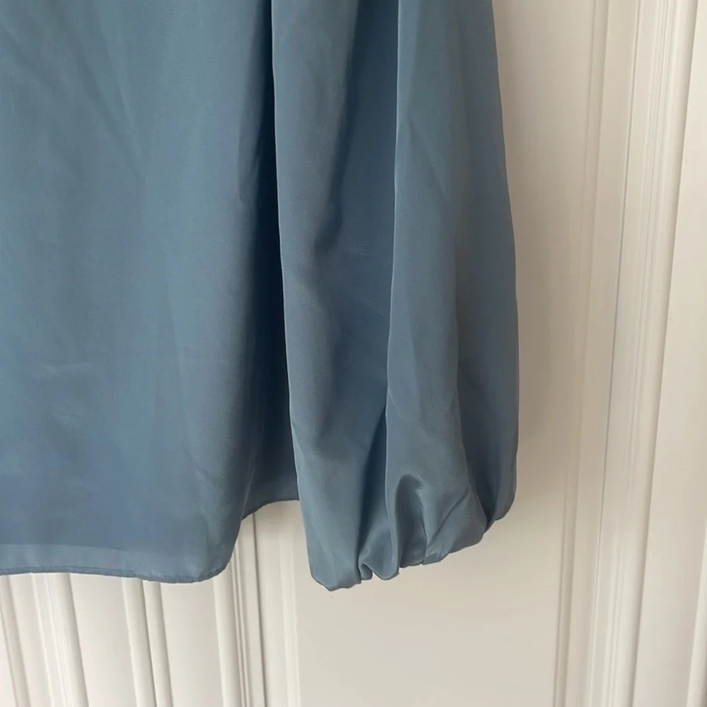 1.STATE Women's Balloon-Sleeve V Neck satin Blouse top slate blue size M - Picture 2 of 13